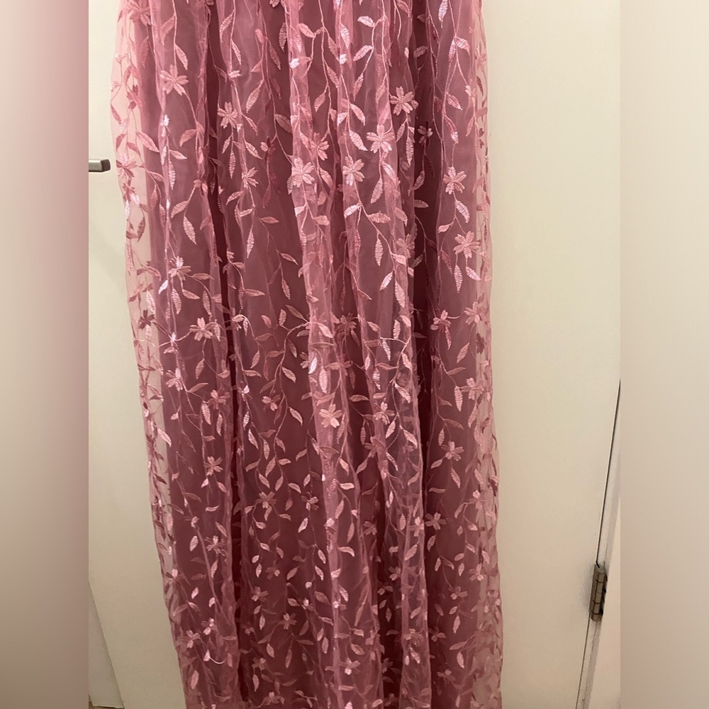 Embroidery A line prom dress pink tulle NWOT Size 4 - Picture 5 of 7